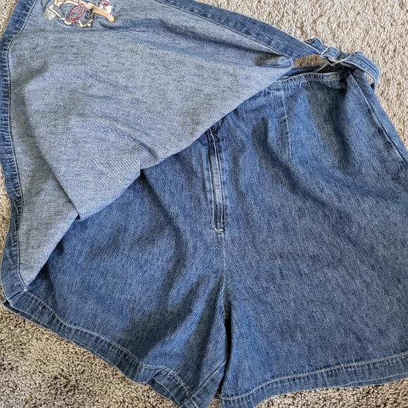 SOLD Disney Winnie the Pooh Denim Wrap Skort - Picture 3 of 6